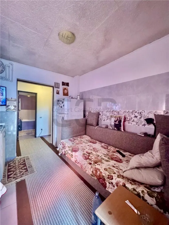 Casa individuala - singur curte - foto 2