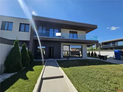 Vila duplex / smart / COMISION 0/zona Matei Millo - Bucuresti