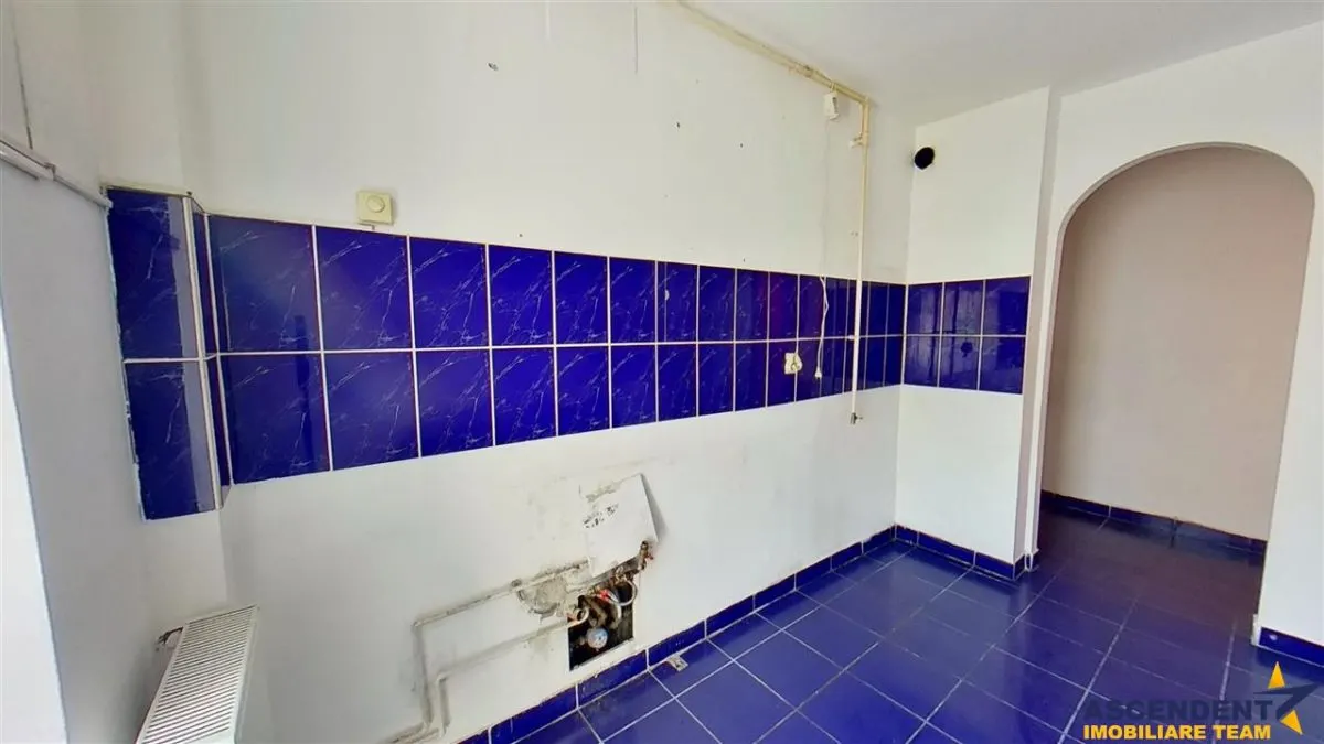 Tur 3D! Apartament 3 camere, decomandat, etaj 1, Electroprecizia, Sacele, Brasov - foto 2