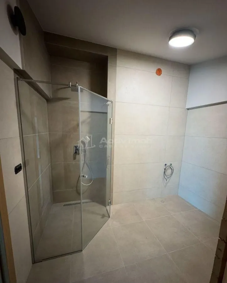 vila 6 camere - 280 mp - zona Aviatiei/Baneasa - pentru locuit sau activitate comerciala - foto 9