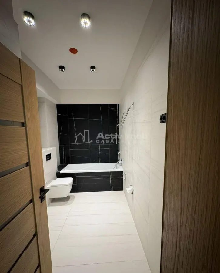 vila 6 camere - 280 mp - zona Aviatiei/Baneasa - pentru locuit sau activitate comerciala - foto 10