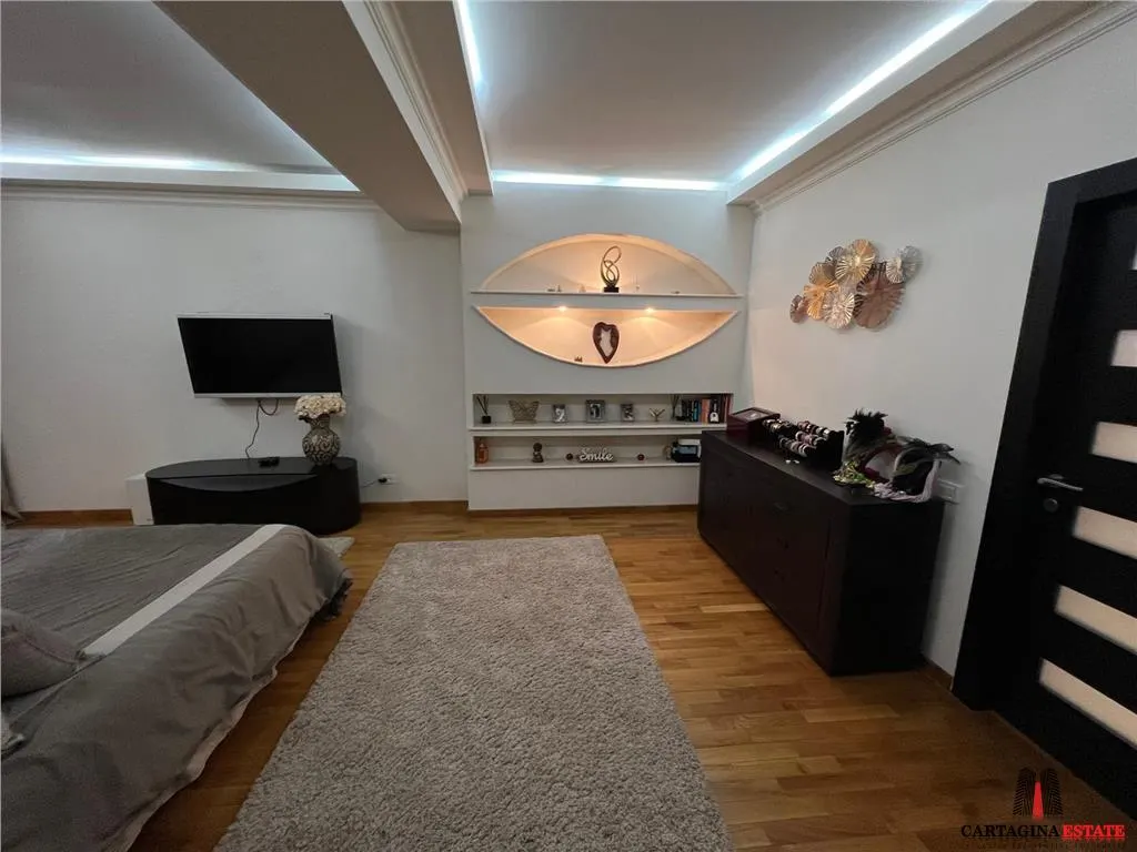 Vila eleganta S+P+1+M - Pipera / Drumul negru / 1170mp teren - foto 15