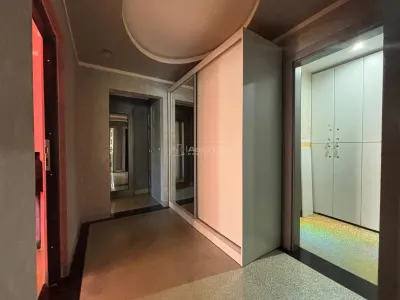 Investitie inteligenta: apartament si spatiu comercial cu acces separat - foto 8