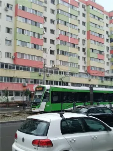 Apartament cu 3 camere-Bloc reabilitat-Teius-Stradal-Mobilat si utilat- - foto 2