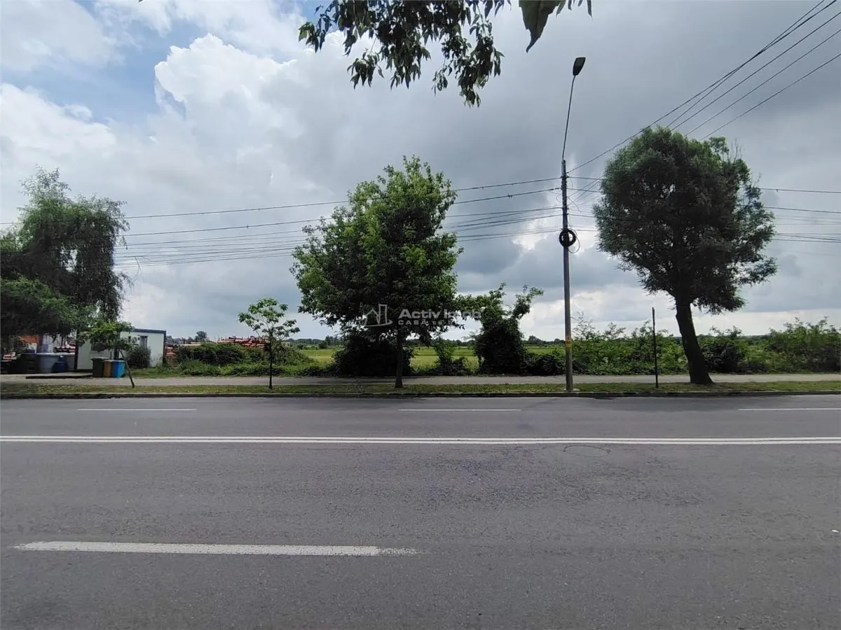 Teren de vanzare 300 mp langa Complexul de Natatie - foto 1