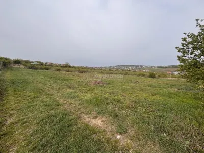 Teren pe colt Str Beldiceanu – 800 mp ideali pentru casa ta intr-o zona linistita - Paleu