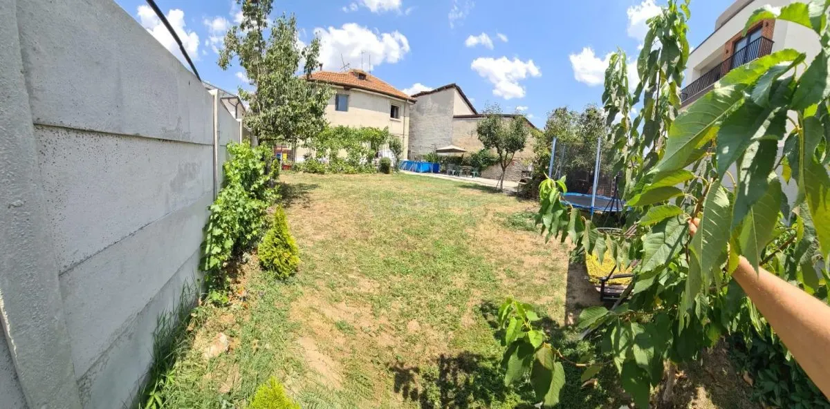 Casa P+M, teren 430 mp, pretabila - clinica, gradinita, locuinta - Liceul Triscu - foto 8