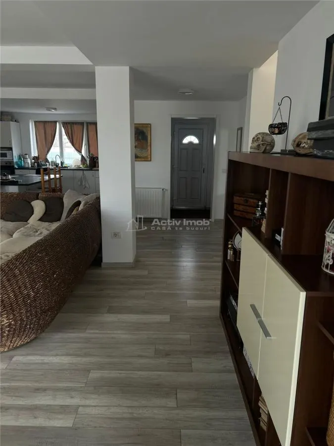 Casa moderna - Buftea - 5 camere - 3 bai - 230mp - 500mp teren - foto 3