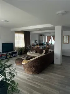 Casa moderna - Buftea - 5 camere - 3 bai - 230mp - 500mp teren - foto 22