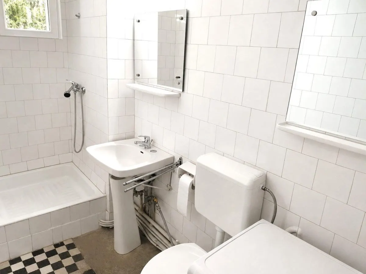 Apartament 4 Camere Etaj 1 cu garaj  si boxa Baia Mare Central - foto 6