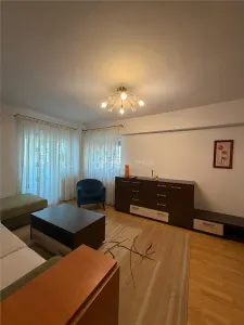 2 Camere, Brancoveanu, vis a vis de statia de metrou, Parcare - foto 2