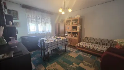 Casa P+E+beci, teren 168 mp, pretabila - locuinta, cabinete - Puskin - Craiova