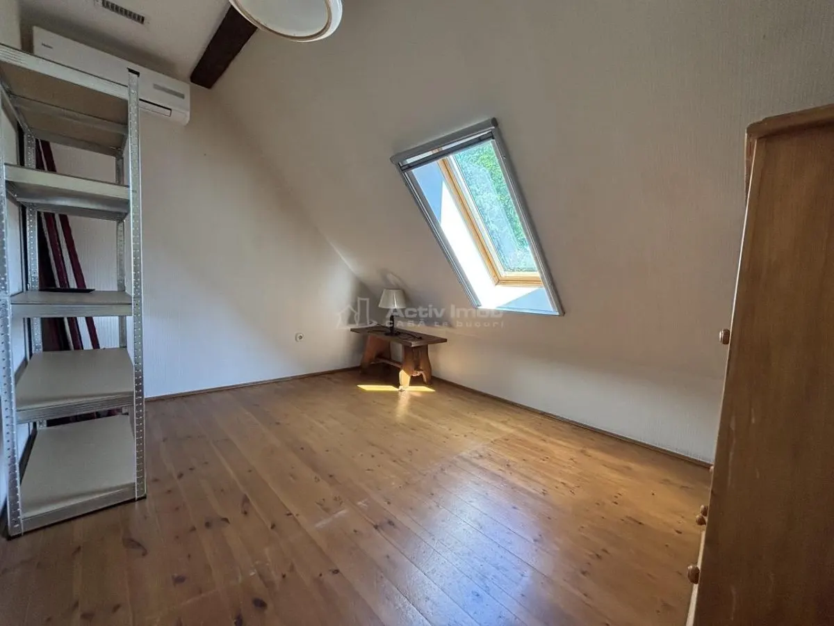 Proprietate de patrimoniu pe malul lacului Paleu - Teren 2.300 mp - piscina - Coliba lui Horea – casa istorica din secolul XVIII - foto 14