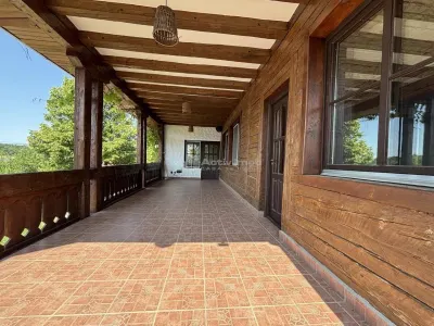 Proprietate de patrimoniu pe malul lacului Paleu - Teren 2.300 mp - piscina - Coliba lui Horea – casa istorica din secolul XVIII - foto 19