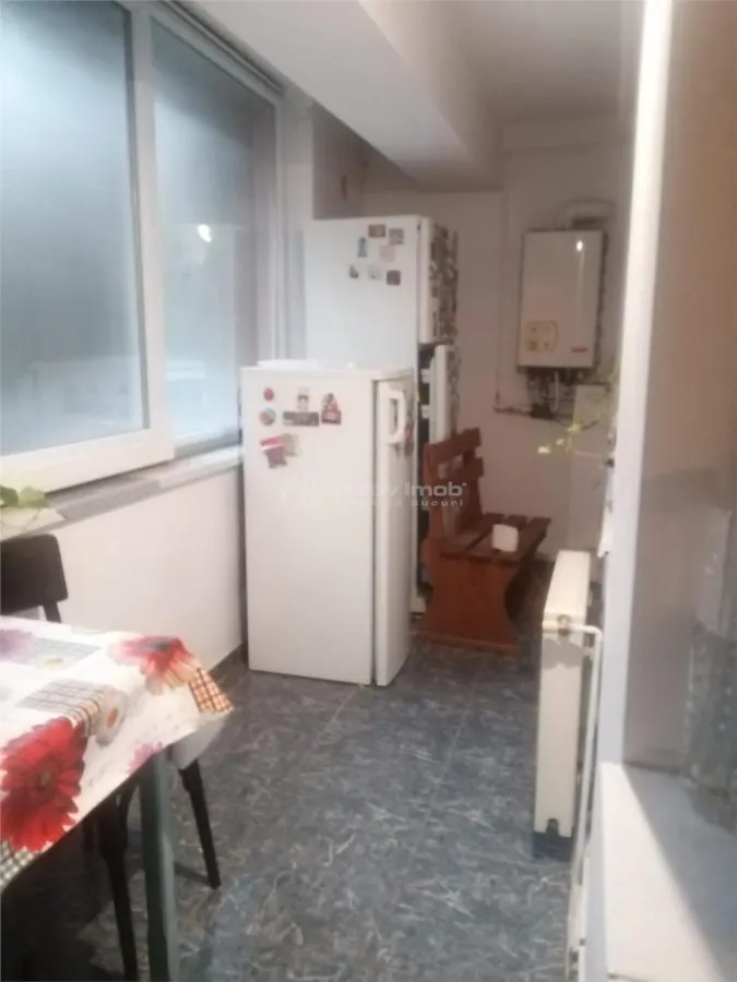 Apartament 4 decomandat, parter, balcon, CT - Rotoda - Calea Bucuresti - foto 3