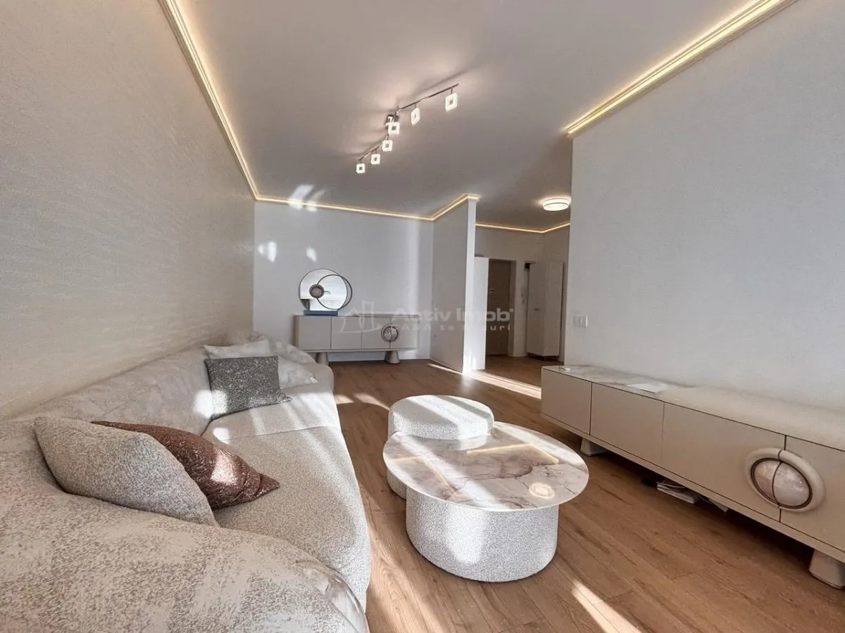 Apartament 3 camere bloc nou - 68 mp  util + balcon 10 mp - Mobilat si utilat - foto 1