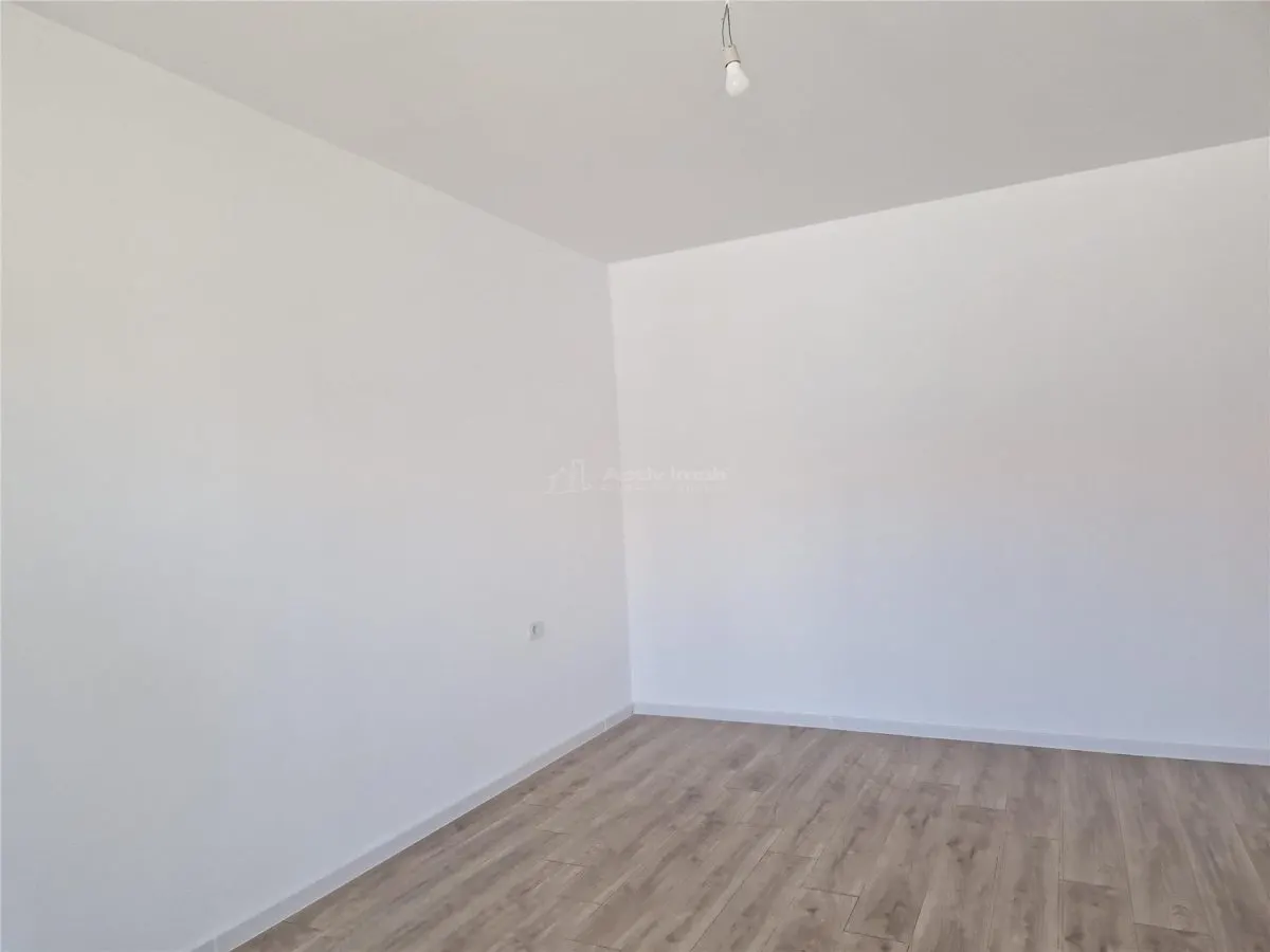 Casa P+E eleganta, 2024, teren 240 mp - zona centrala - foto 3