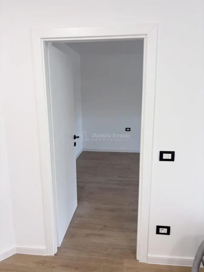 Apartament Decomandat - Renovat - Iosia-Calea Aradului - foto 4