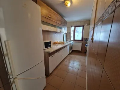 Casa pe sol, eleganta - Piata Mare - foto 7