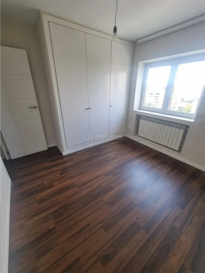 Apartament 5 camere  cu scara interioara tip  penthouse -doua etaje - foto 8