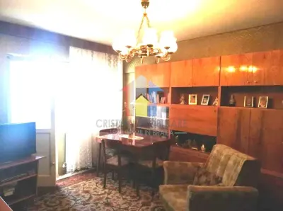 Independei-Republicii 3 cam, 74 mp confort 1 decomandat etaj intermediar - Braila