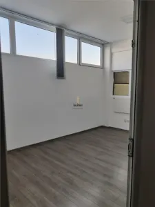 Spatiu Industrial - 814 mp - Logistica - Productie - Depozitare - Distributie - foto 4
