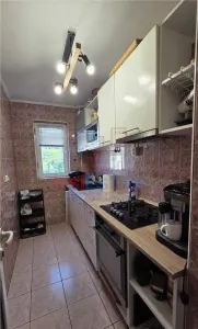 Apartament 2 camere, bloc cu lift, zona ideala - Pacurari - foto 6
