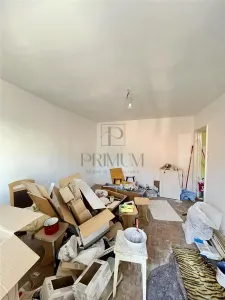 Sagului, apartament 2 camere, decomandat, etaj 1, bloc izolat - foto 2