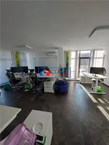 Cladire multifunctionala de vanzare in Andrei Muresanu | 390 mp utili | Terase panoramice | Potrivit pentru birouri, clinica sau locuinta - foto 6