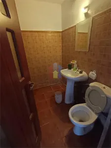 Spatiu comercial, 60 mp, 3 camere, vitrina stradala, zona Centrala - foto 6
