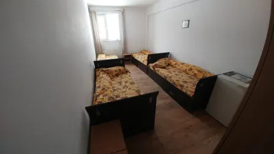 Garsoniere de inchiriat  cazare muncitori - foto 1