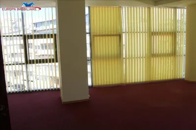 Spatiu de inchiriat ultracentral Tulcea - foto 14