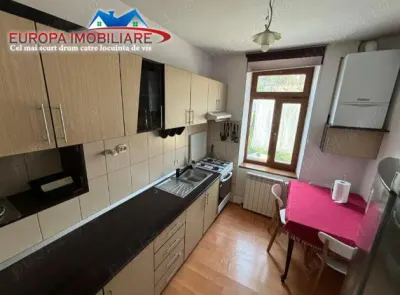 Casa de vanzare in zona centrala Tulcea - foto 4