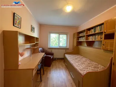 Apartament 3 camere de vanzare zona E3 -Tulcea - foto 3