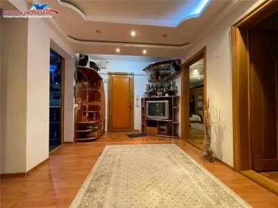 Apartament 3 camere zona centrala Tulcea - foto 3
