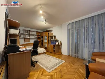 Apartament 3 camere zona centrala Tulcea - foto 5