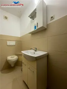 Apartament 3 camere de vanzare zona ultracentrala Tulcea - foto 10