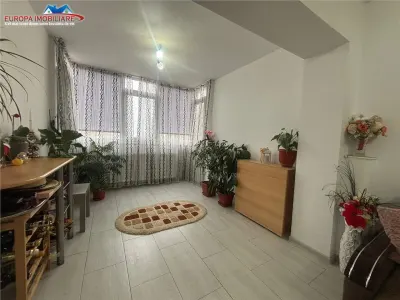 Apartament 4 camere de vanzare zona centrala Tulcea - Tulcea