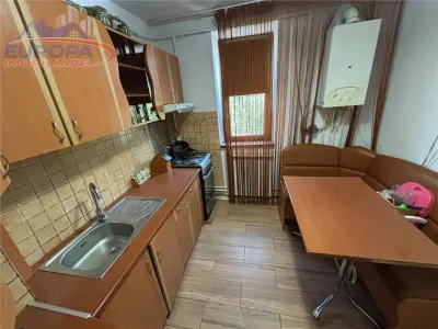 Apartament 3 camere de vanzare zona centrala Tulcea - foto 5