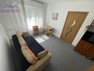 Apartament 2 camere de vanzare zona 23 August-Tulcea - foto 2