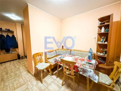 Apartament 3 camere, decomandat, etaj 1, de vanzare in zona Nicolina 2 - foto 5