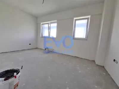 Apartament cu 3 camere, 2 bai, 2 balcoane, lift, bloc nou, zona Galata - foto 14