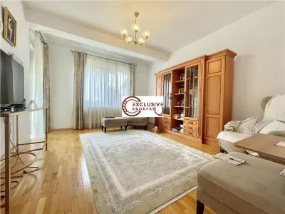 Vila 6 camere Pipera//Gradina matura// Locatie excelenta// - foto 19