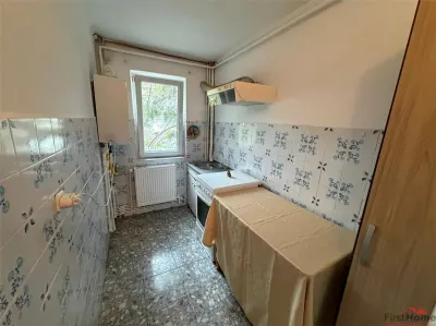 Apartament 2 camere, 45mp, zona Sud - mobilat - utilat - etaj 3 - Focsani
