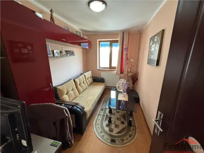Apartament 3 camere, Piata Sud, etaj 3, renovat si mobilat complet - foto 5