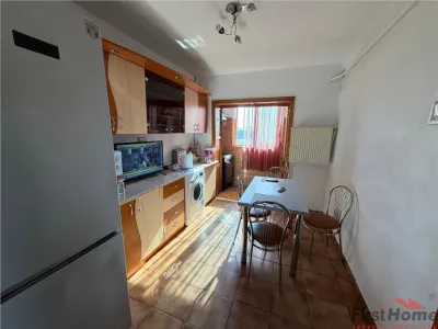 Apartament 3 camere, zona Sud - Amadeus - 70mp, etaj 4 cu acoperis - Focsani