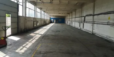 Hala  Brasov Zona Bartolomeu - foto 1
