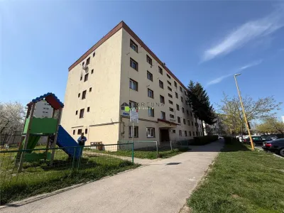 Garsoniera mica, renovata, centrala termica proprie, str. Zizinului - foto 8
