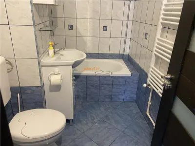 APARTAMENT 3 CAMERE // ZONA EXCLUSIVISTA - foto 10