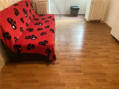 Apartament 4 camere , zona cartier Sud , et 2/4 , 56 mp - Focsani
